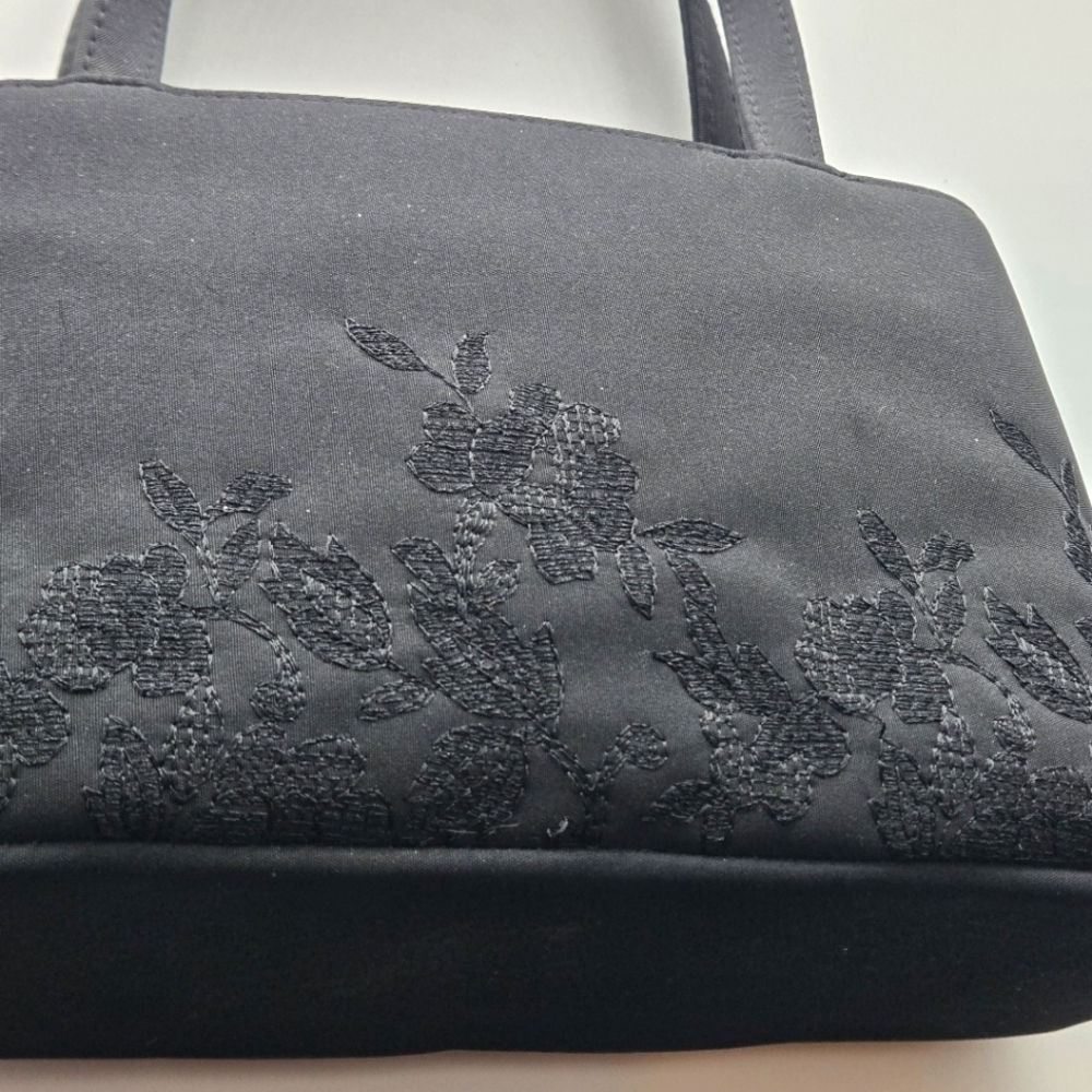 Elegant Black Floral Embroidered Handbag Satin Finish Small Purse Unbranded - Picture 4 of 8